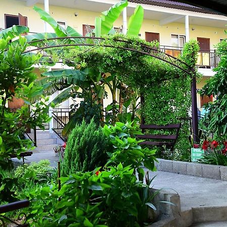 Mini Hotel Vavilon New Athos 外观 照片